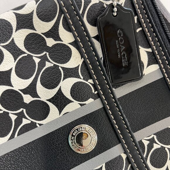 Coach Signature Leather Crossbody Bag for Women 2000's - Picture 3 of 7